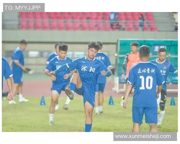 足球明星励志瞬间汇聚展现奋斗精神与梦想追逐的精彩时刻